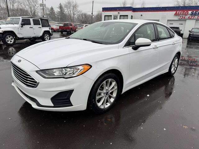 2019 Ford Fusion null photo 3