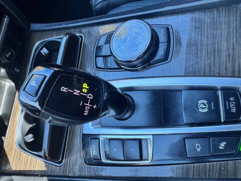 2015 BMW 7 Series 750i