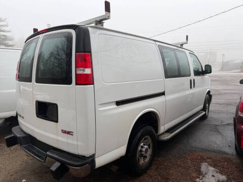 2017 GMC Savana 2500