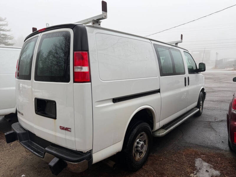 2017 GMC Savana 2500