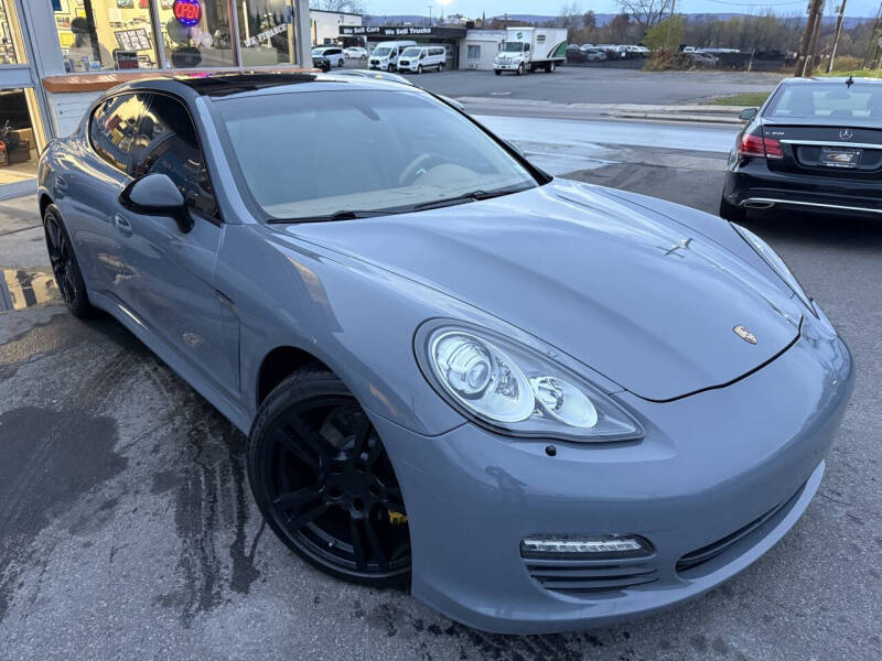 2012 Porsche Panamera 4