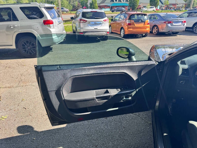 2013 Dodge Challenger SXT