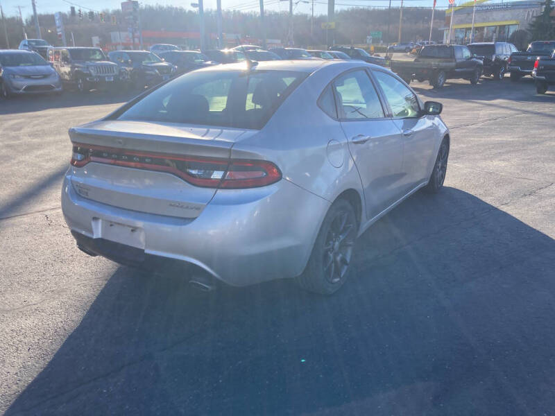 2013 Dodge Dart SXT photo 5