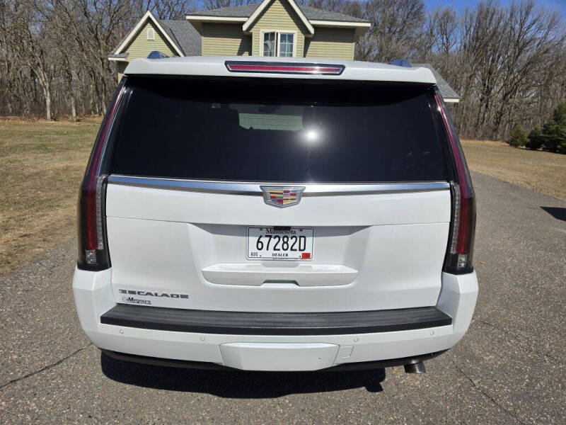 2019 Cadillac Escalade Platinum