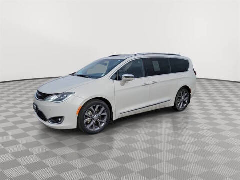 2020 Chrysler Pacifica Limited 35th Anniversary