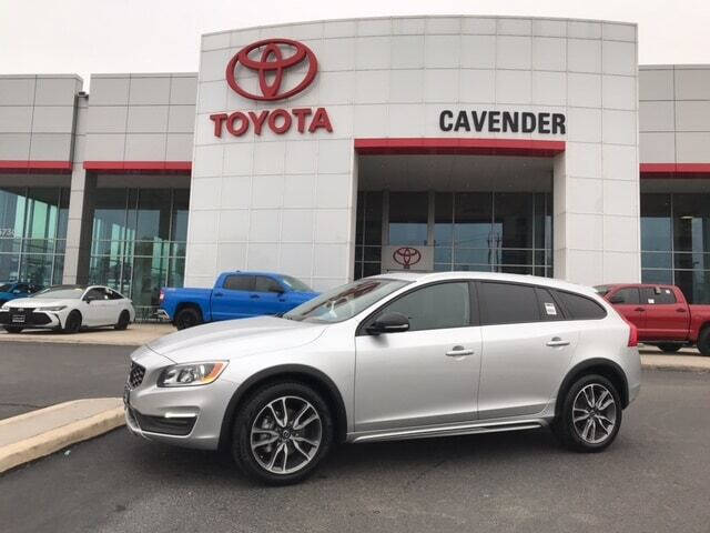 2017 Volvo V60 Cross Country T5 Premier