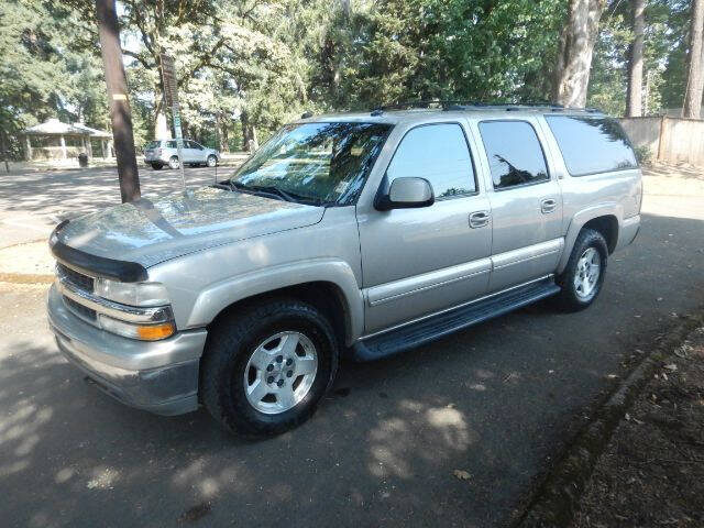 2004 Chevrolet Suburban for sale at Triple C Auto Brokers in Washougal WA