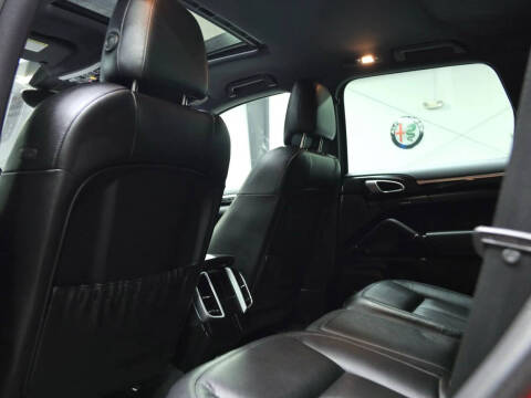 2018 Porsche Cayenne S