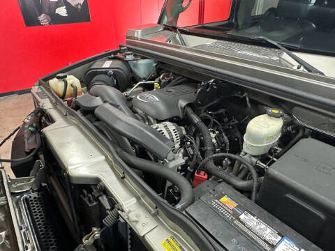2004 HUMMER H2