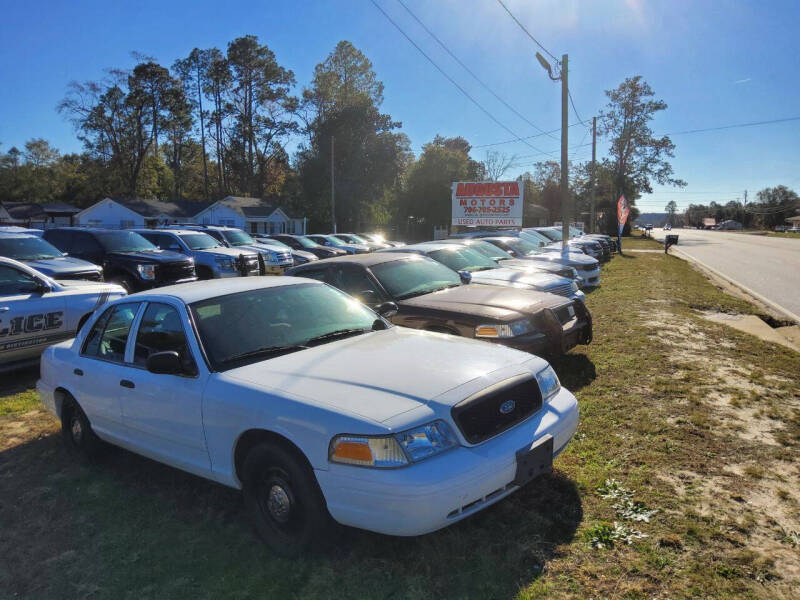 Ford Crown Victoria's photo