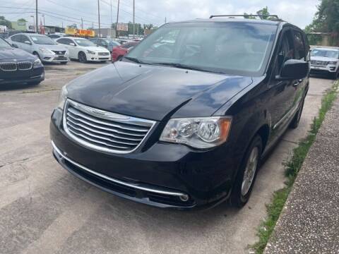 2012 Chrysler Town and Country for sale at Sam's Auto Sales in Houston TX
