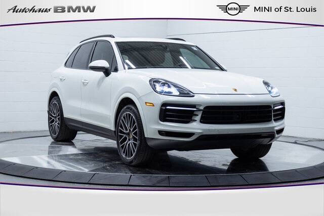 2019 Porsche Cayenne Base's photo