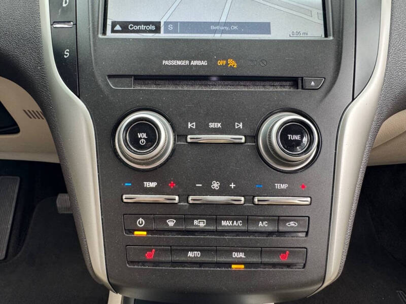 2017 Lincoln MKC Select