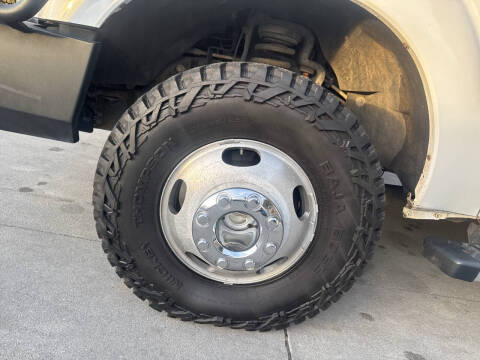 2012 Ford F-350 Super Duty Lariat