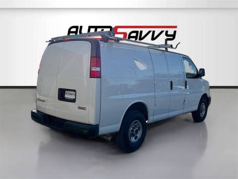 2022 GMC Savana 2500