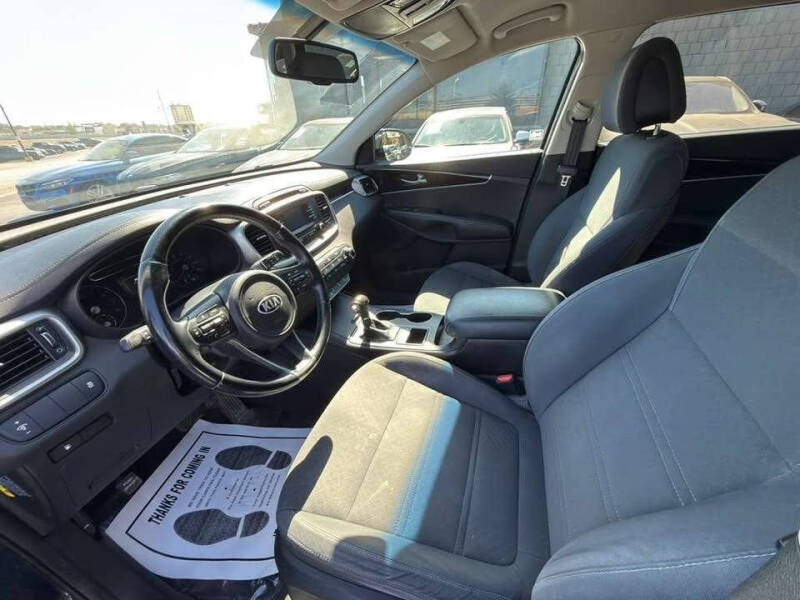 2016 Kia Sorento LX