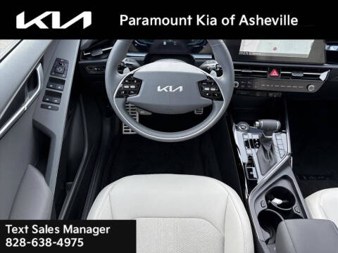 2025 Kia Niro EX Touring