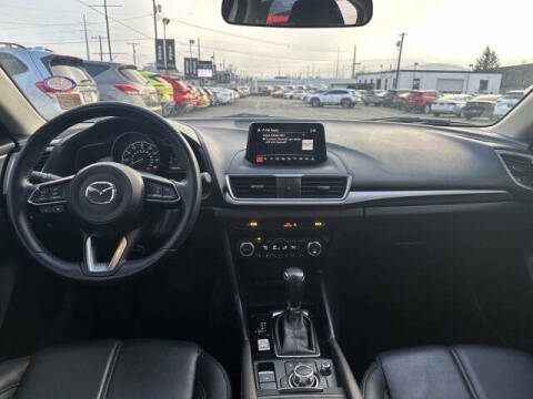 2017 Mazda MAZDA3 Touring 2.5