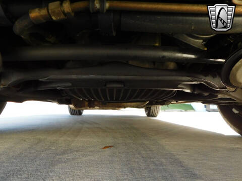 1987 Mercedes-Benz 560-Class 560 SL