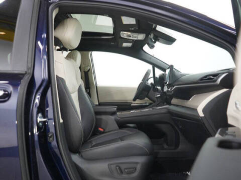 2025 Toyota Sienna Limited 7-Passenger