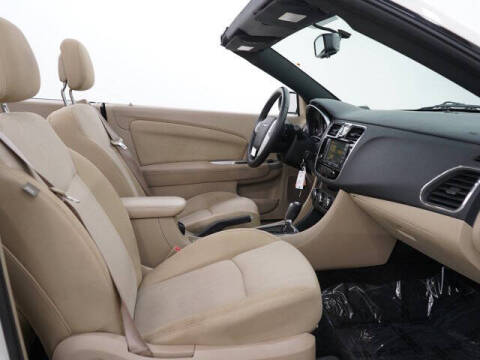 2011 Chrysler 200 Touring