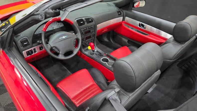 2002 Ford Thunderbird Deluxe