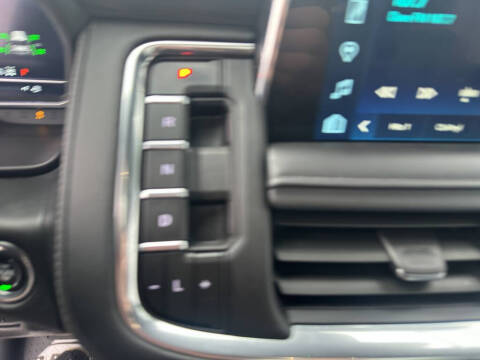 2023 Chevrolet Suburban LT