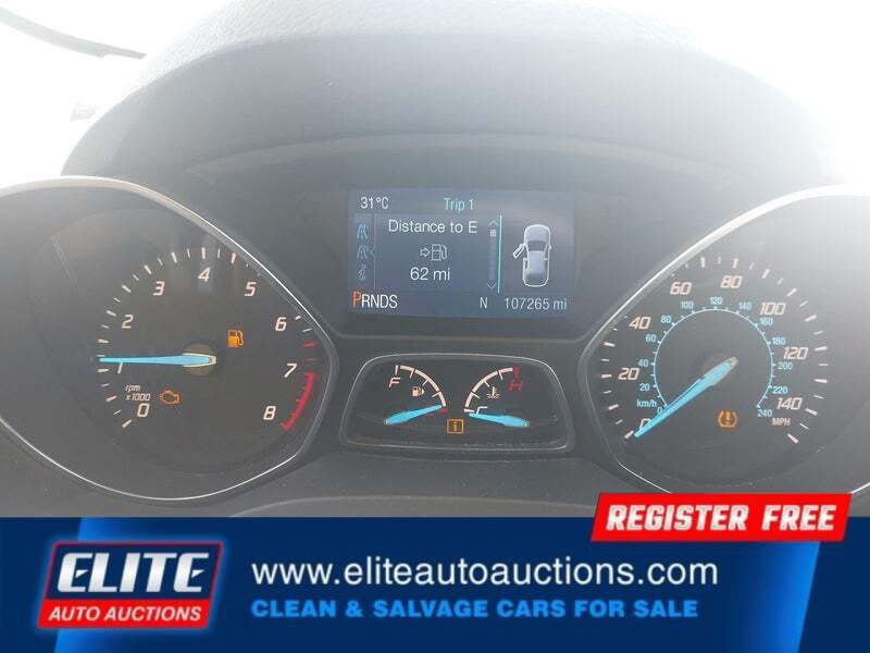 2015 Ford Escape SE