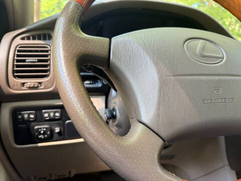 2000 Lexus LX 470