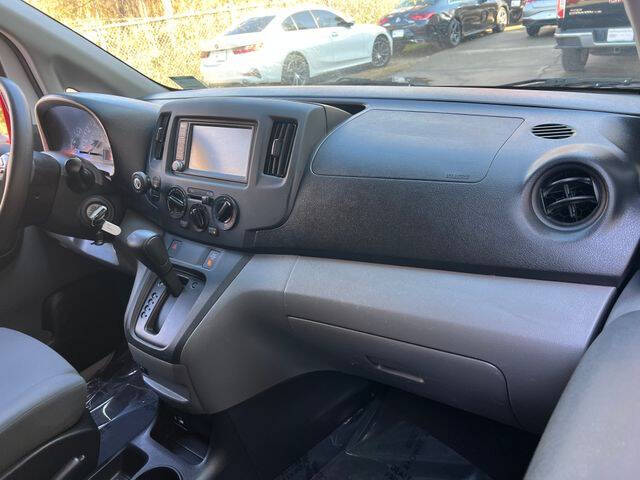 2021 Nissan NV200 SV