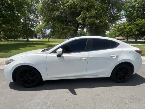 2017 Mazda MAZDA3 Touring