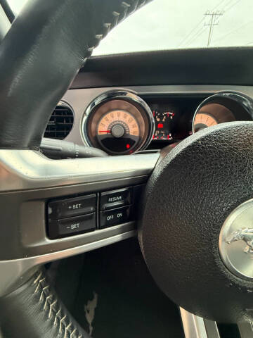 2011 Ford Mustang V6 Premium