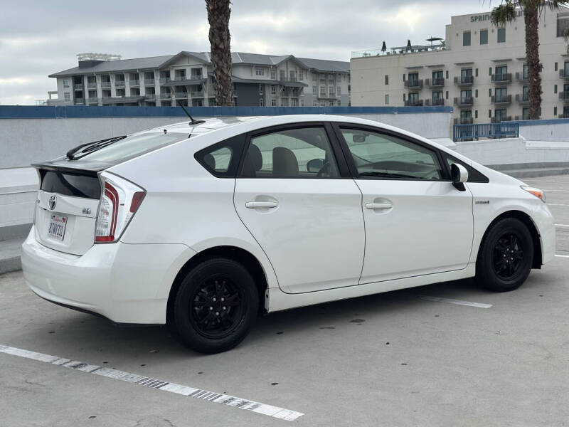 2013 Toyota Prius Three
