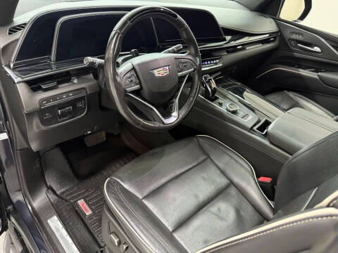 2023 Cadillac Escalade Sport