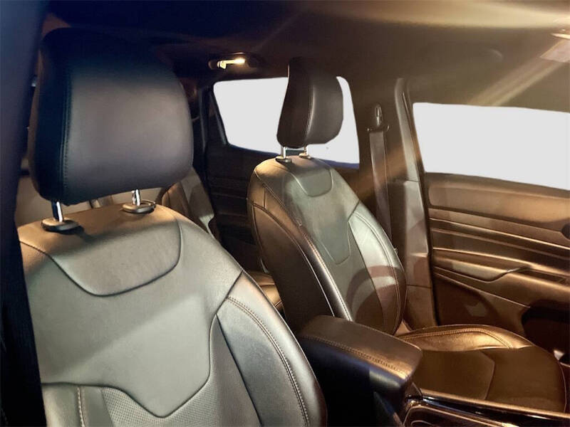 2023 Jeep Compass (Red) Edition