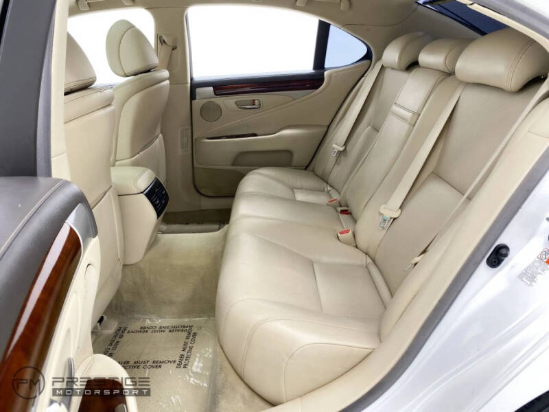 2016 Lexus LS 460