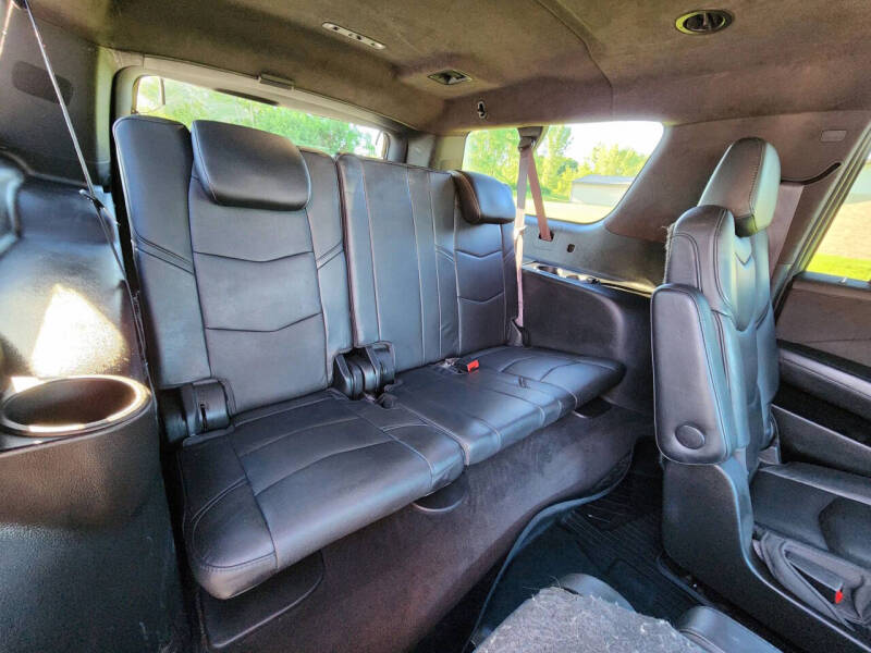 2017 Cadillac Escalade ESV Platinum