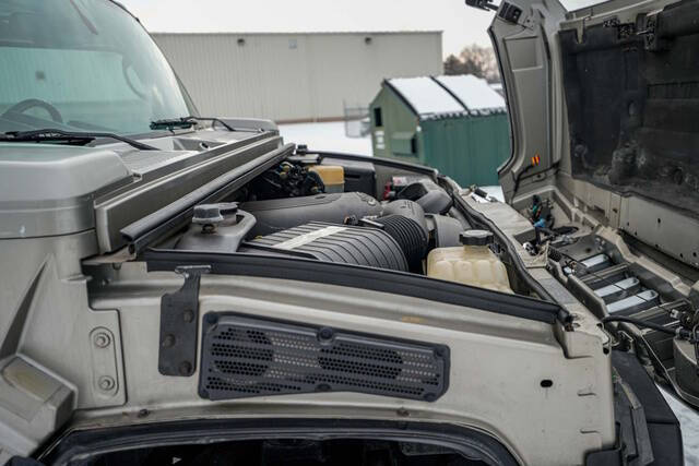 2003 HUMMER H2