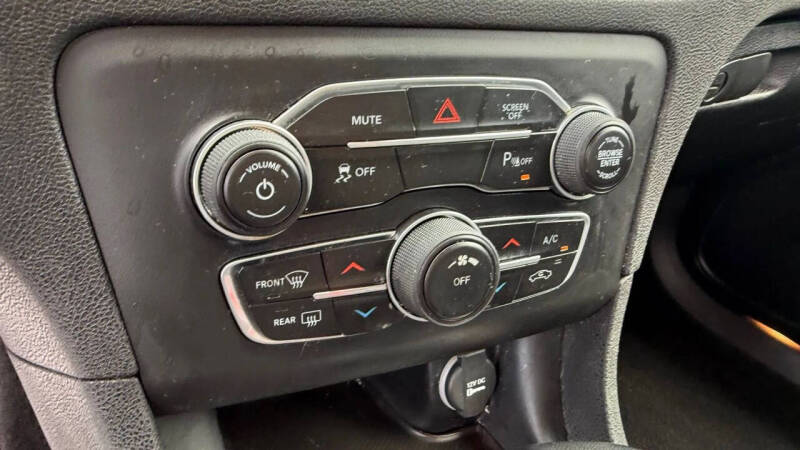 2020 Dodge Charger SXT