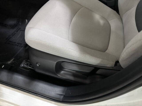 2021 Toyota Corolla Hybrid LE