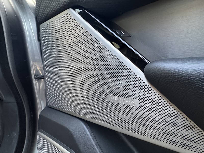 2018 Land Rover Range Rover Velar P250 R-Dynamic SE