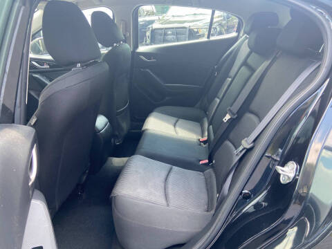 2016 Mazda MAZDA3 i Touring