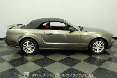 2005 Ford Mustang