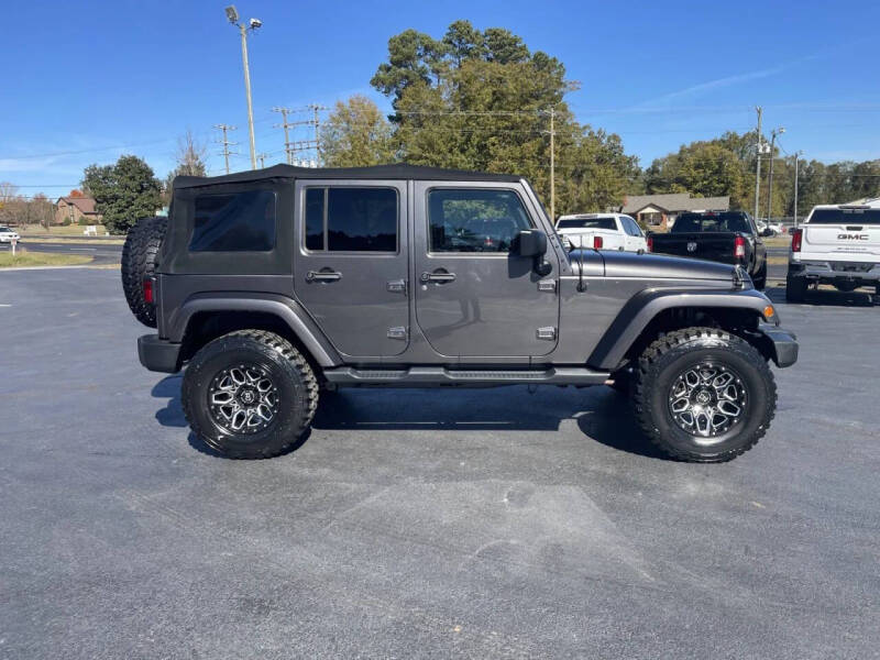 2016 Jeep Wrangler Unlimited Sahara