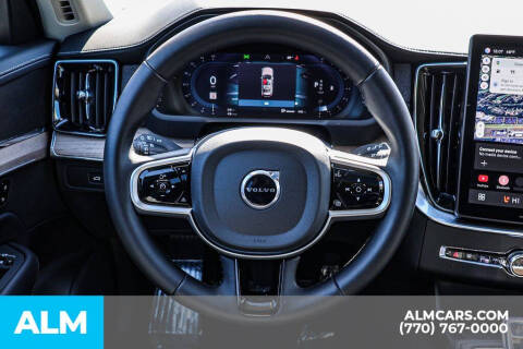 2025 Volvo XC90 B6 Plus Bright Theme 7P