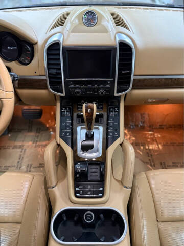 2012 Porsche Cayenne Tiptronic