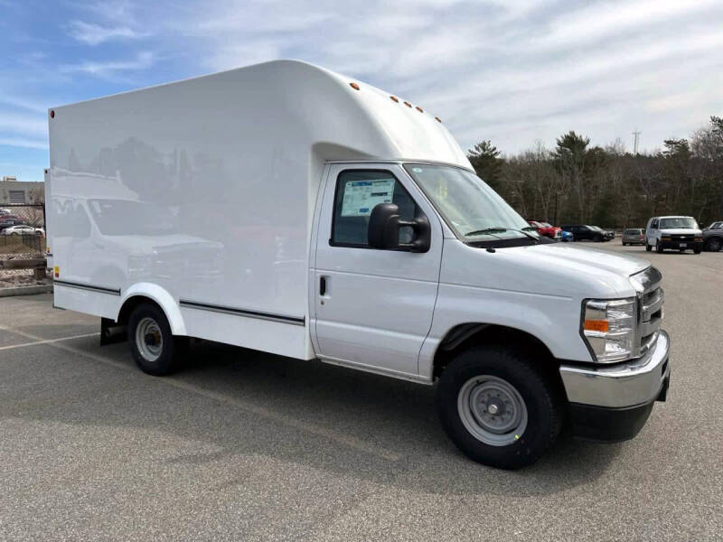 2027 Ford E-Series