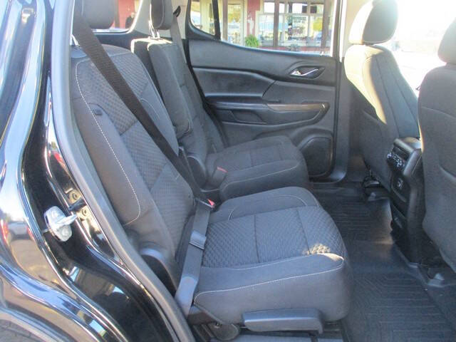 2019 GMC Acadia SLE-2