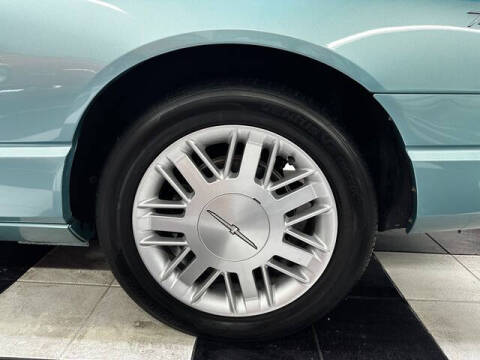 2002 Ford Thunderbird Deluxe