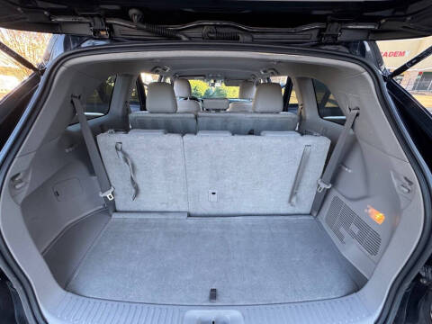 2014 Toyota Highlander LE